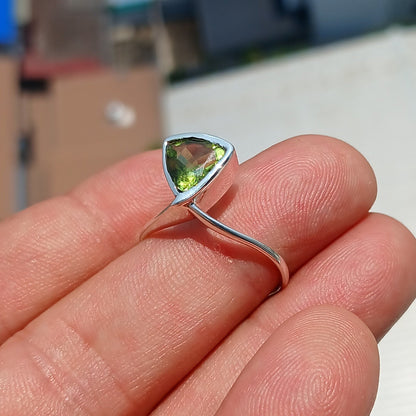 Peridot Ring, Sterling Silver Ring, Solitaire Ring, Trillion Cut,